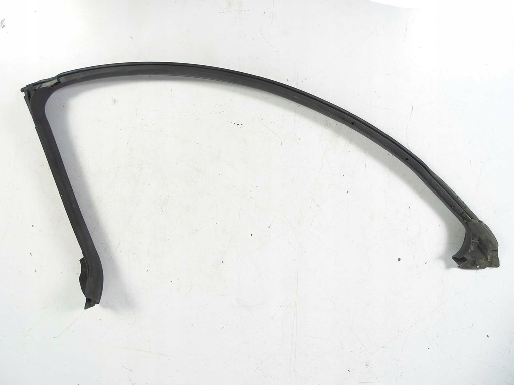 Mercedes CLS W219 GARNITURA GEAM USI, DREAPTA SPATE Product image
