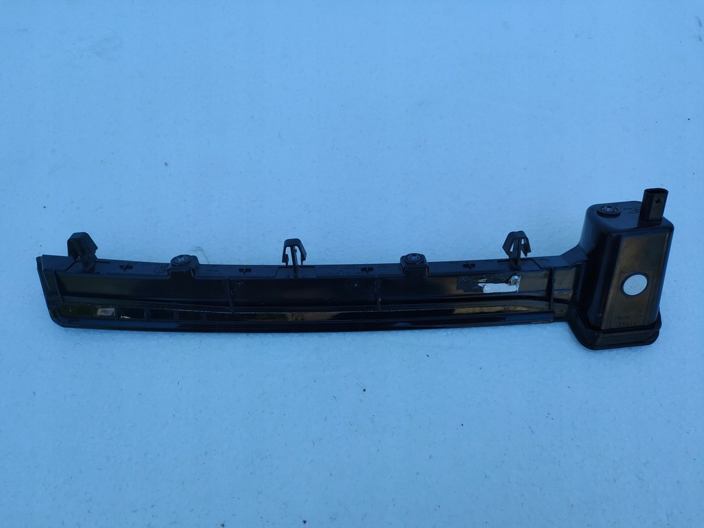 DREAPTA STÂNGA LED DRL HALOGEN VW ID 3 10A941654C/653C Product image