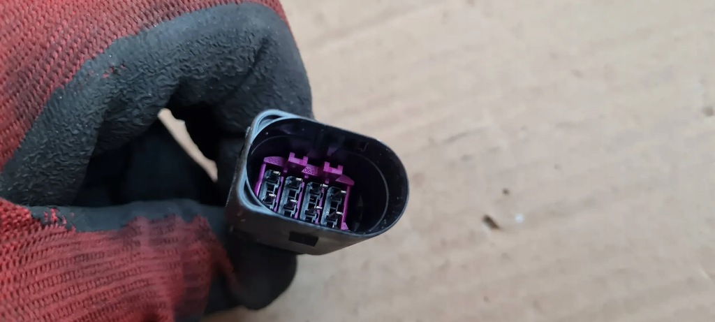 A5 8W CUBE 1J0973814 VW AUDI A4 B9 8W A5 Q7 4M Q5 80A Product image