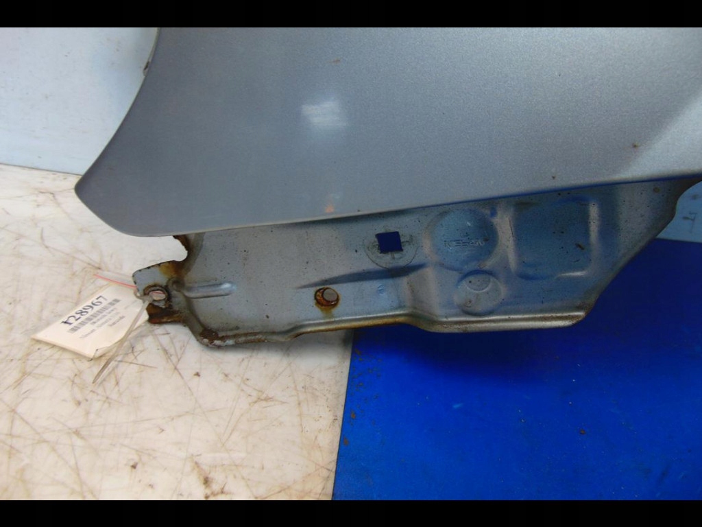 Nissan Almera N16 Fender stâng Product image