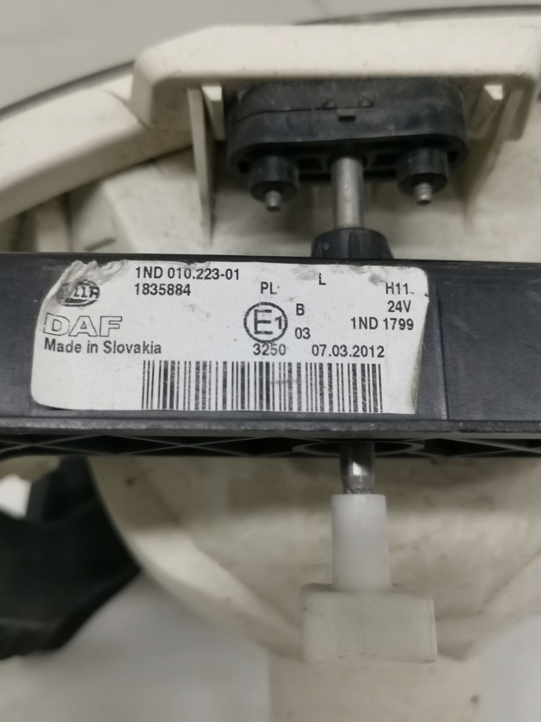 HALOGEN CEATA DAF XF106 1835884 Product image