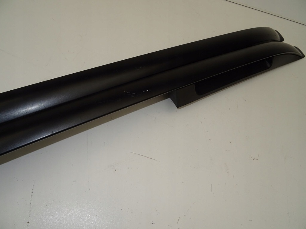 Sine de acoperiș Negru 7L6860026A Touareg 7L Lift Product image
