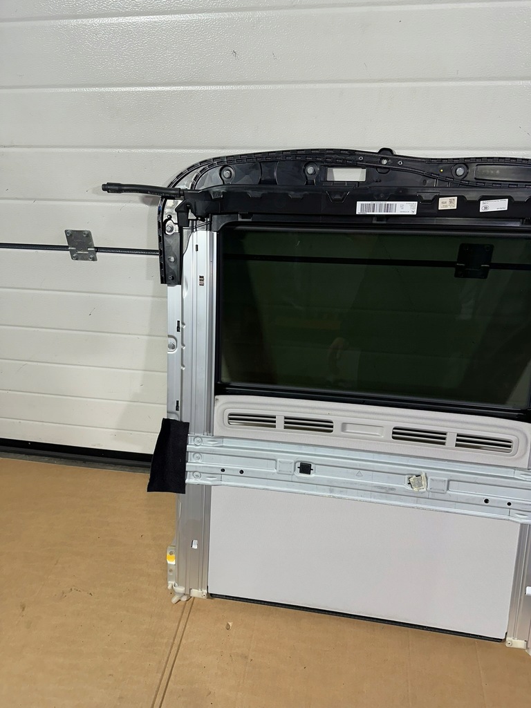 Trapă, trapă glisantă, fereastră Mercedes Clasa E W213 KM Kombi Product image