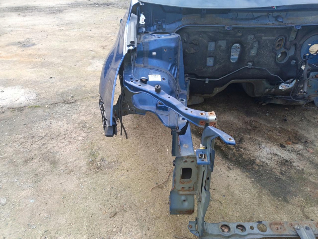 Toyota Avensis T27 T29 sfert longitudinal Product image