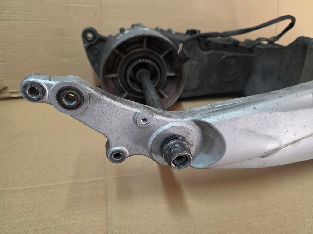Suzuki Burgman An 650 02-12 Drive Translation Swingarm Product image