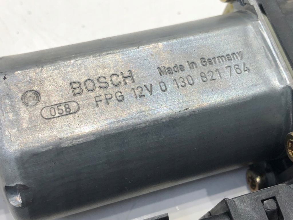 Parbriz drept audi A4 B6 8E1959802B KOMBI 00-05 MECANISM Product image