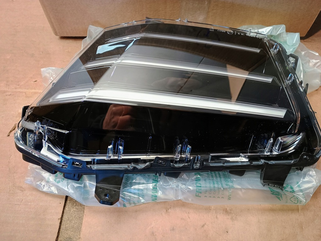 LED LED DRL Peugeot 208 II E 208 9850423580 ORIGINAL NOU Product image