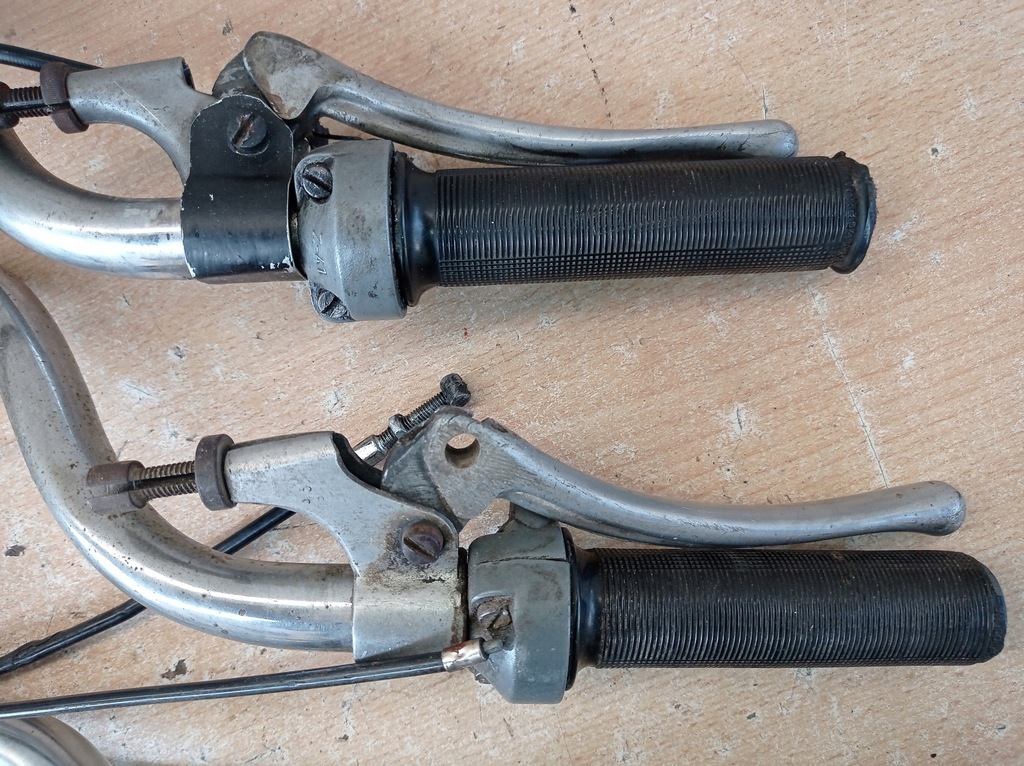 WSK - Păsări - Lelek - volan cu mânere de ușă - 4 bucăți (1,2,3,4) Product image