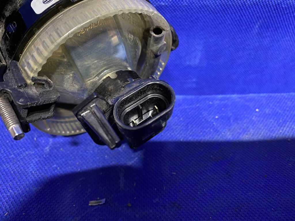VW MULTIVAN T5 04-09 HALOGEN FATA STÂNGA HELLA 271.247-05 Product image