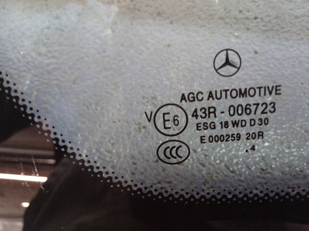 GEAM CAROSERIE COMBI MERCEDES CLS W218 SPATE STANGA Product image
