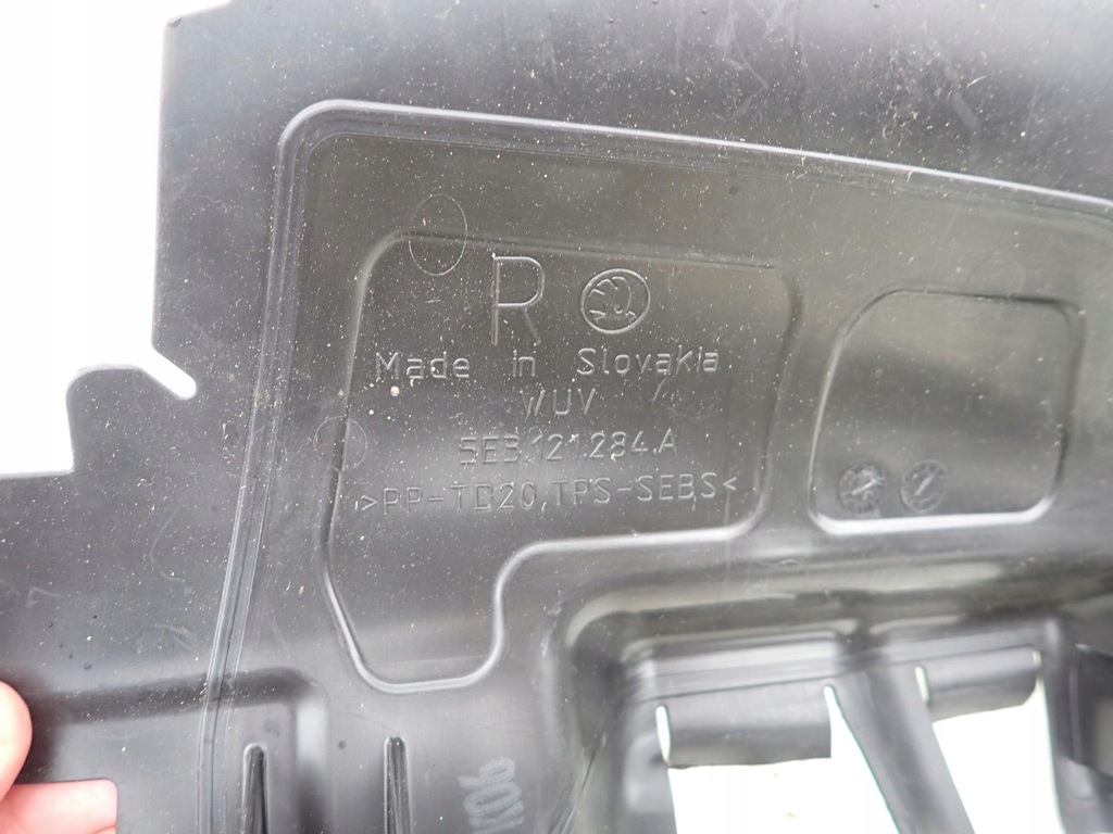 SKODA OCTAVIA IV 19- ADMISIE DE AER VOLAN Product image
