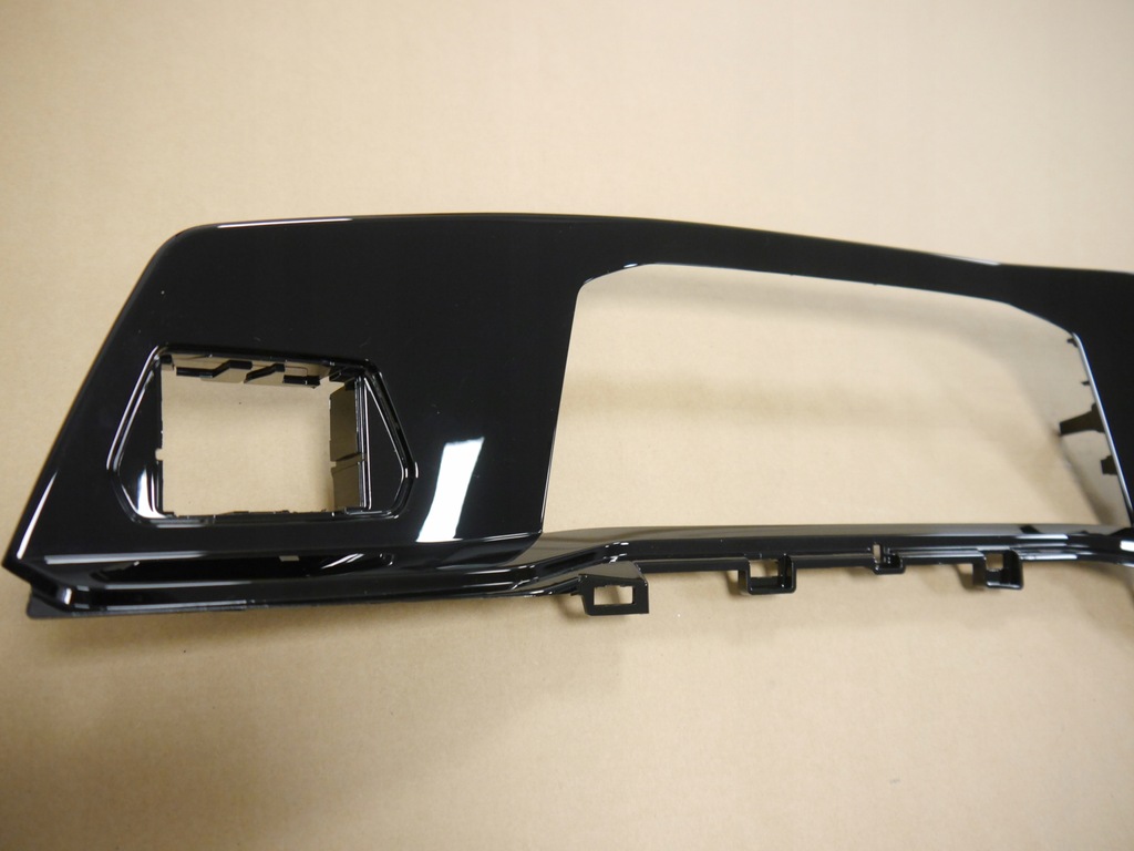 VW Golf 8 VIII OBORM DECRATION 5H1857211C Product image