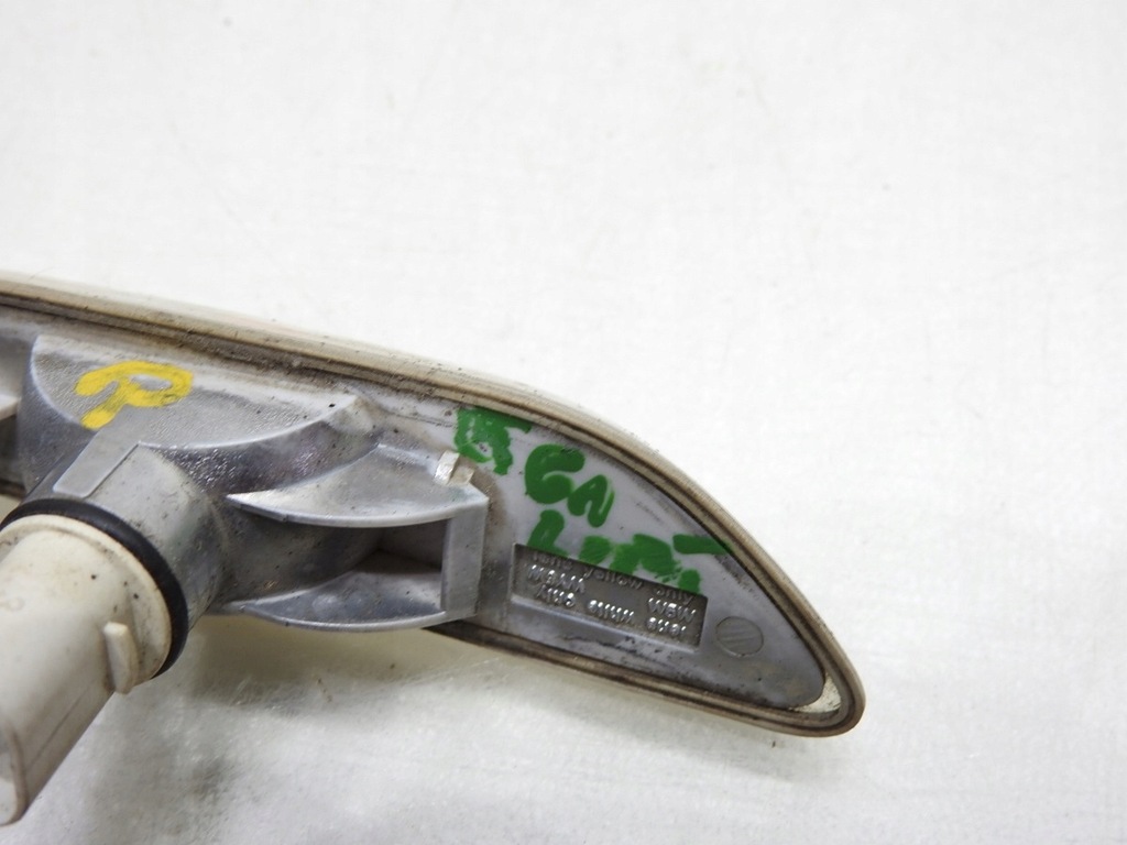 SEMNIZATORIA APARĂ DREAPTA BMW E61 LIFT 8382104 Product image