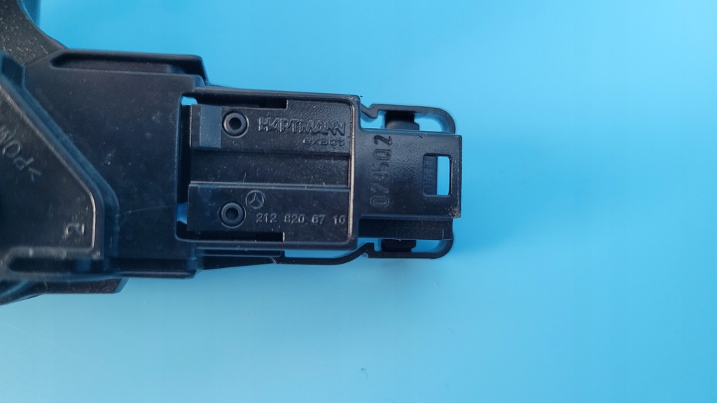 MERCEDES W218 CLS 350 BLOCARE MÂNER BLOCARE MÂNER SCAUN DREAPTA A2189200172 Product image
