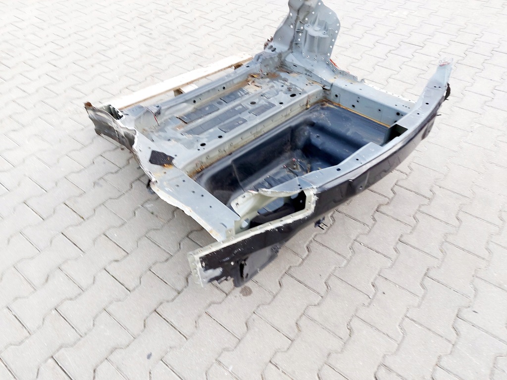 CLASA C W205 COUPE Scaun spate, perete spate, podea portbagaj, lift 18 ani. Product image
