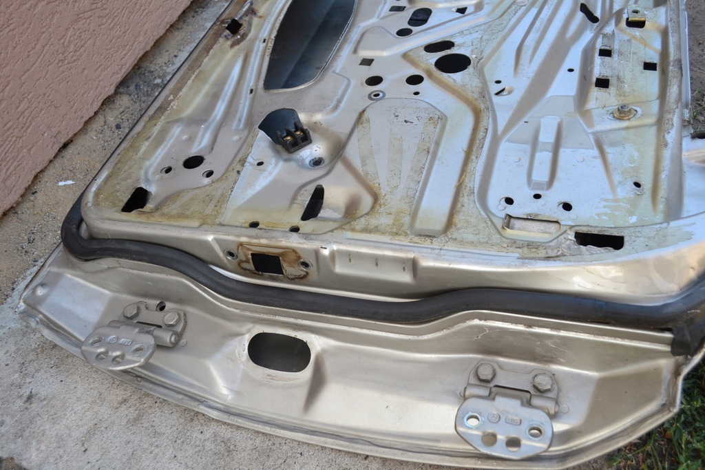 Mercedes W124 C124 Coupe Port stanga Product image