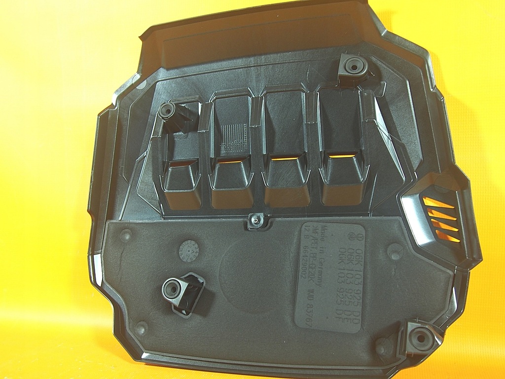 Audi Q3 83A SB 18KM capac motor superior 06k103925DD Product image