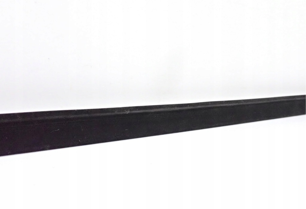 BANDA GEAM A8 S8 STÂNGA SPATE 4D0853767E Product image