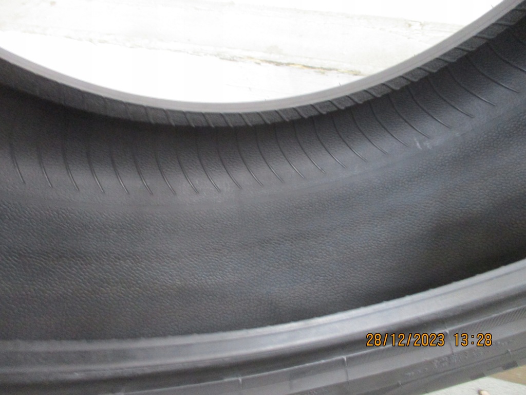 1x 235/65R17 Pirelli Scorpion Winter 5.5mm Product image