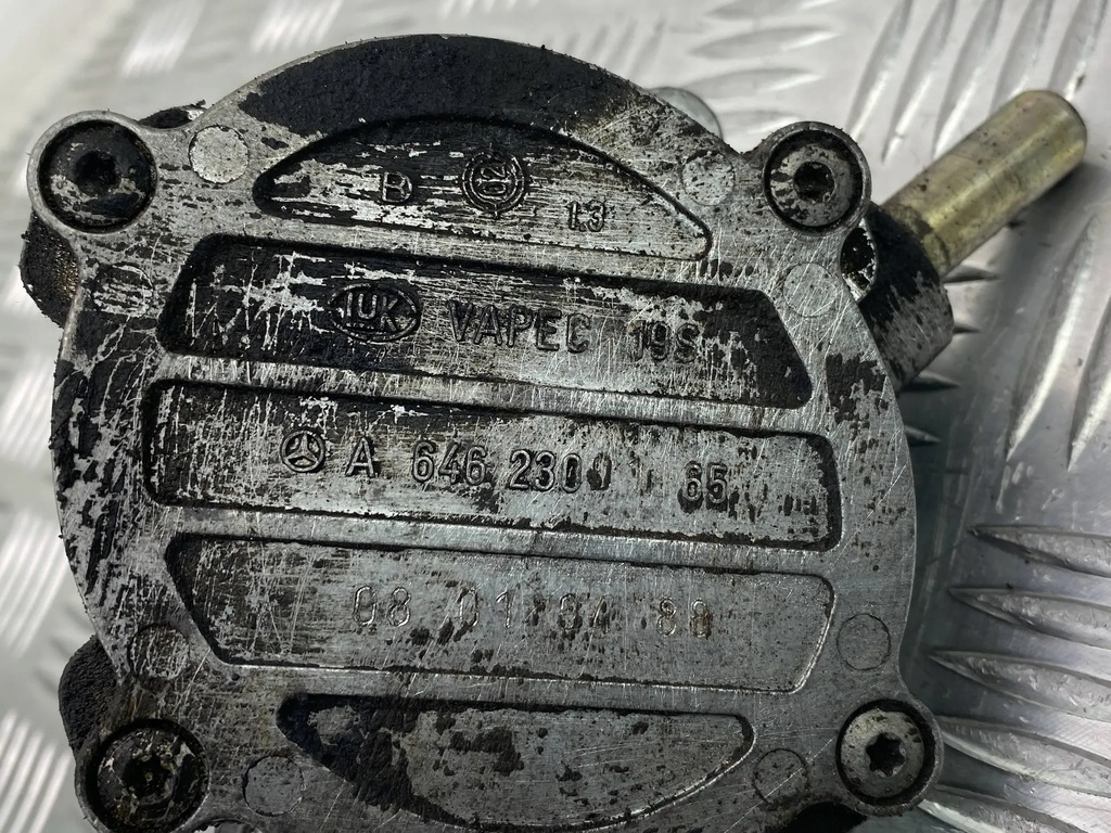 POMPA VACU VACUUM MERCEDES W203 2.2 CDI A6462300165 Product image