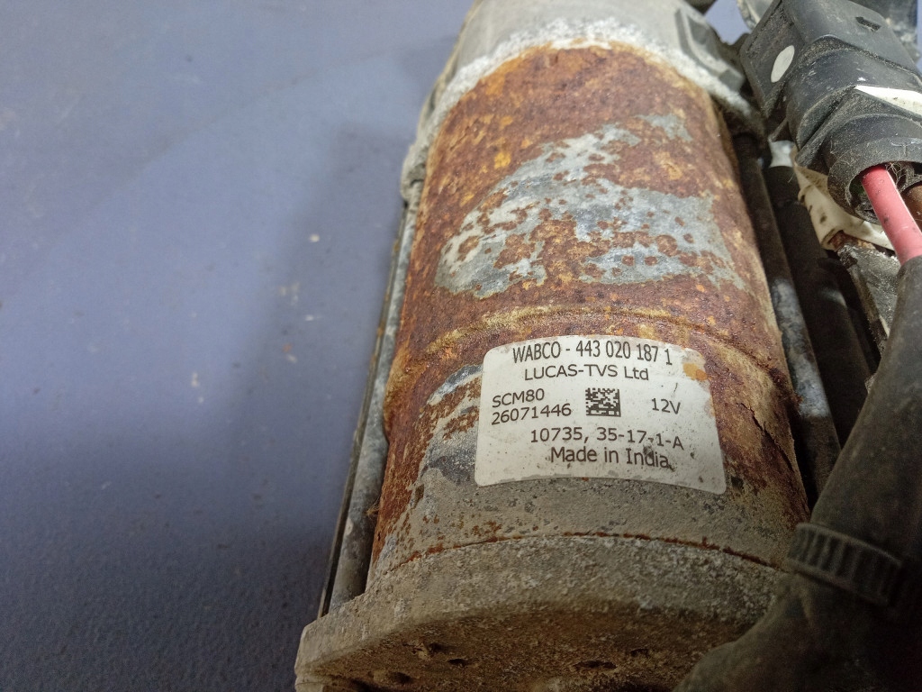 AUDI A6 C7 ALLROAD COMPRESOR SUSPENSIE COMPRESOR 4G0616005D Product image