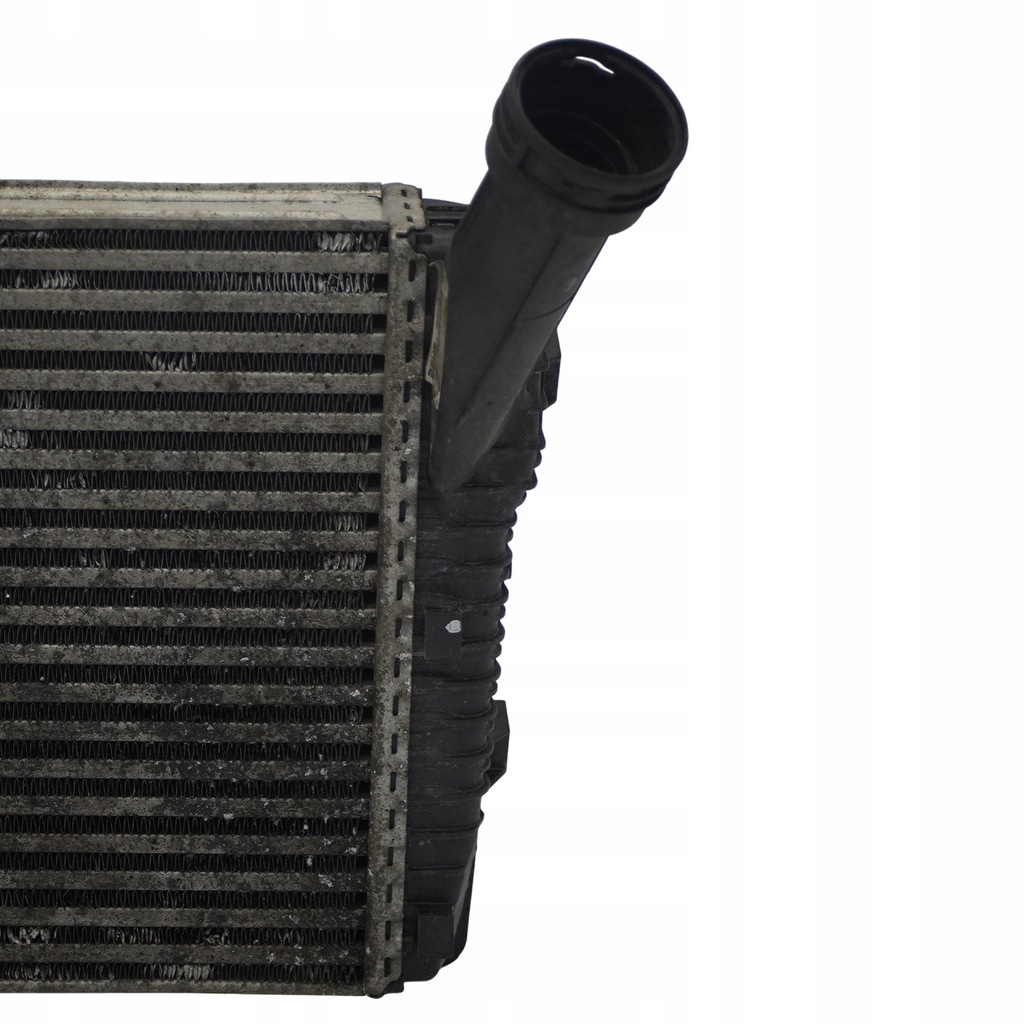 Volkswagen Touareg 7l Intercooler Air Cooler Legea 7P0145804C Product image