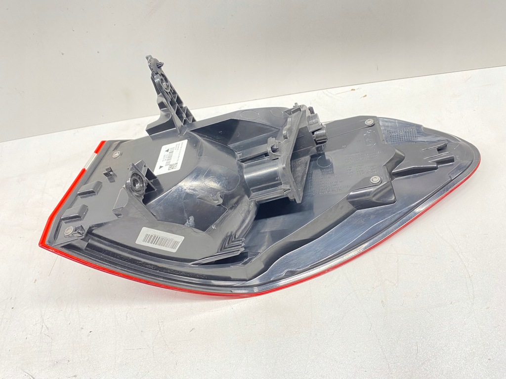 Lampa spate din spate stânga W BMW 2 F46 Grand Tourer lift Product image