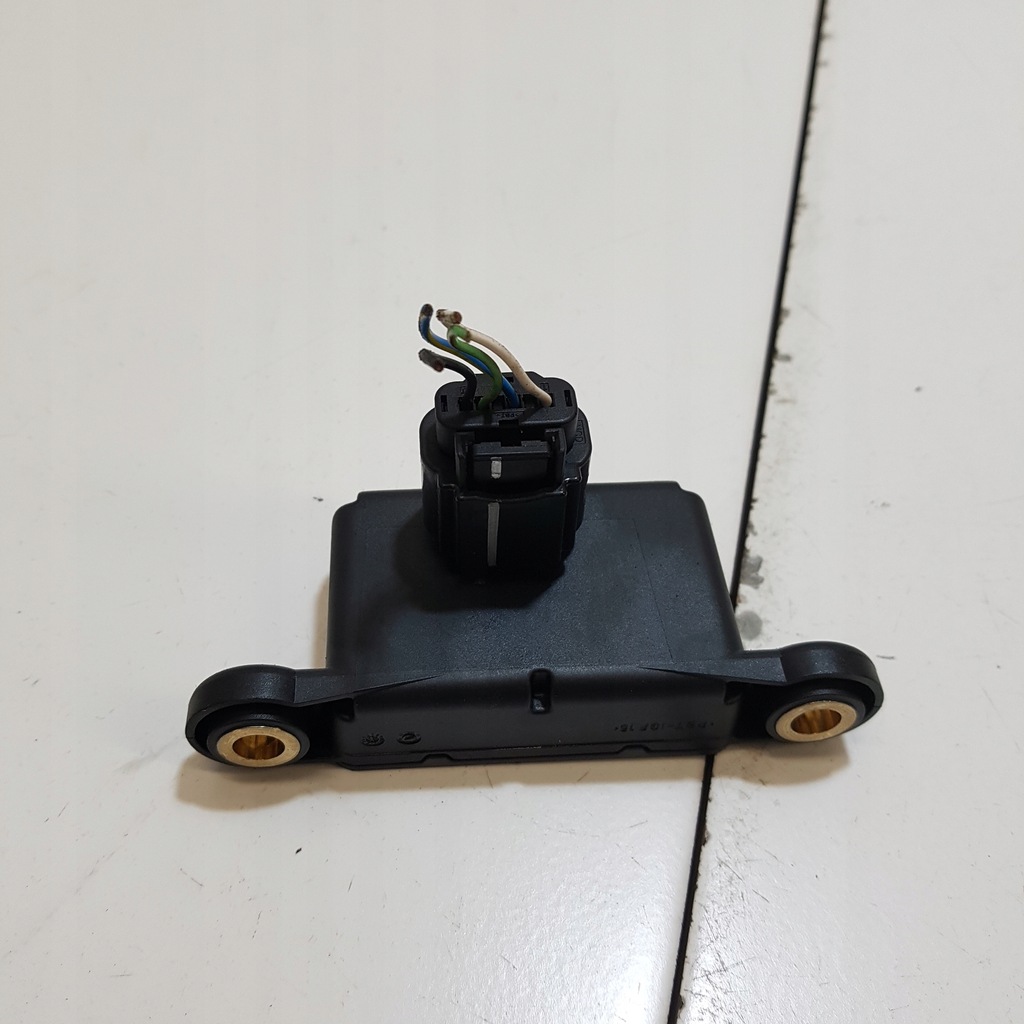 Controlerul modulului ESP Opel Astra J 13505726AA Product image