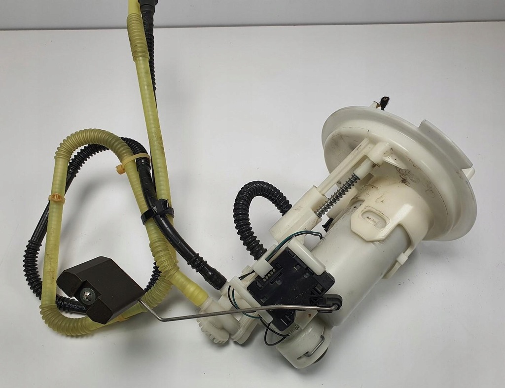 FLOTANT POMPA DE COMBUSTIBIL MERCEDES W204 1.8 CGI A2124701394 Product image