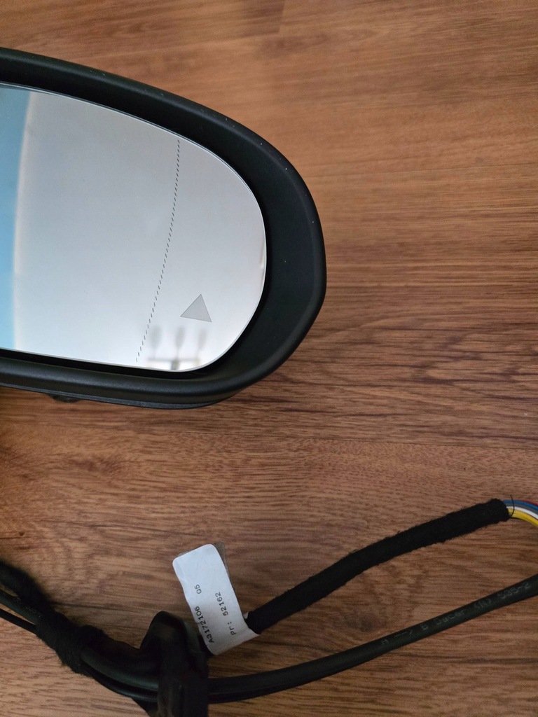 W205 Coupe Camera Assistant 8+8 Product image