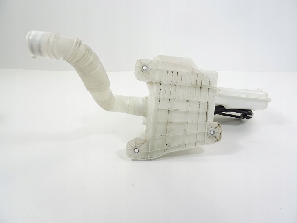 Audi A3 8V POMPA REZERVOR SALABIL 5Q0955448AP Product image