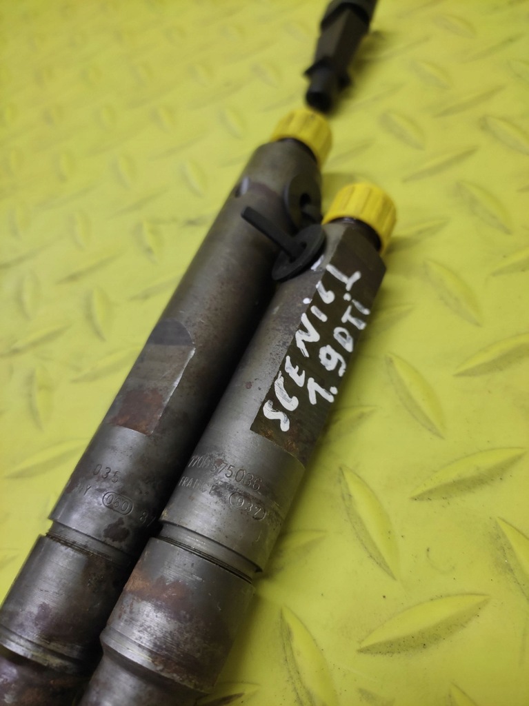 INJECTOR RENAULT SCENIC 1.9 DTI 0432193753/4 Product image