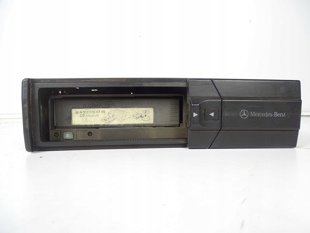 Mercedes S class W220 CD SHANGER Product image