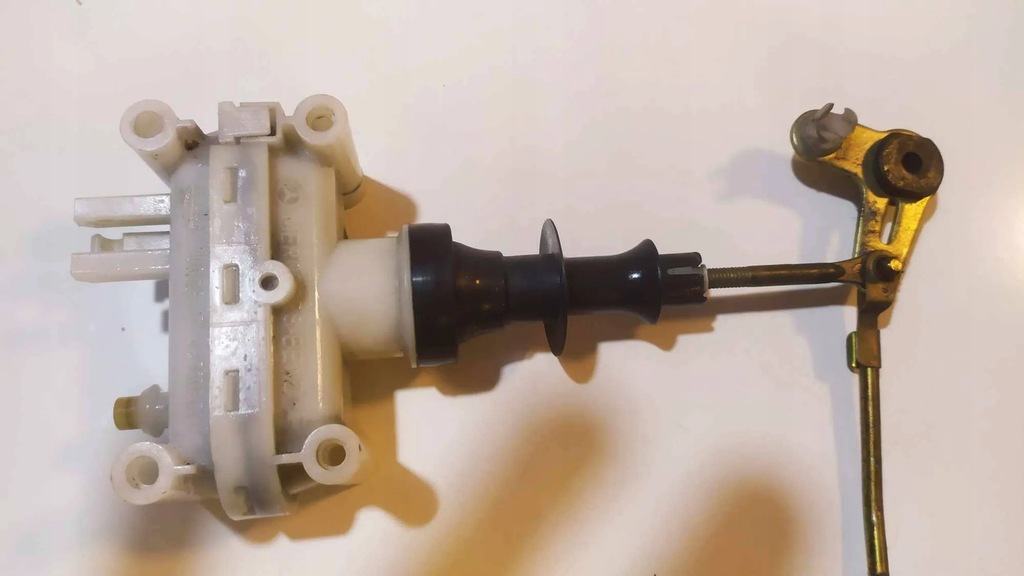 Servomotor de inchidere centralizata Mercedes-Benz W124 Hella Product image