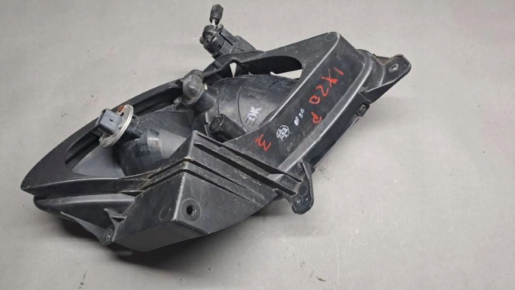 M14 HYUNDAI I20 08-14 HALOGEN FATA DREAPTA Product image