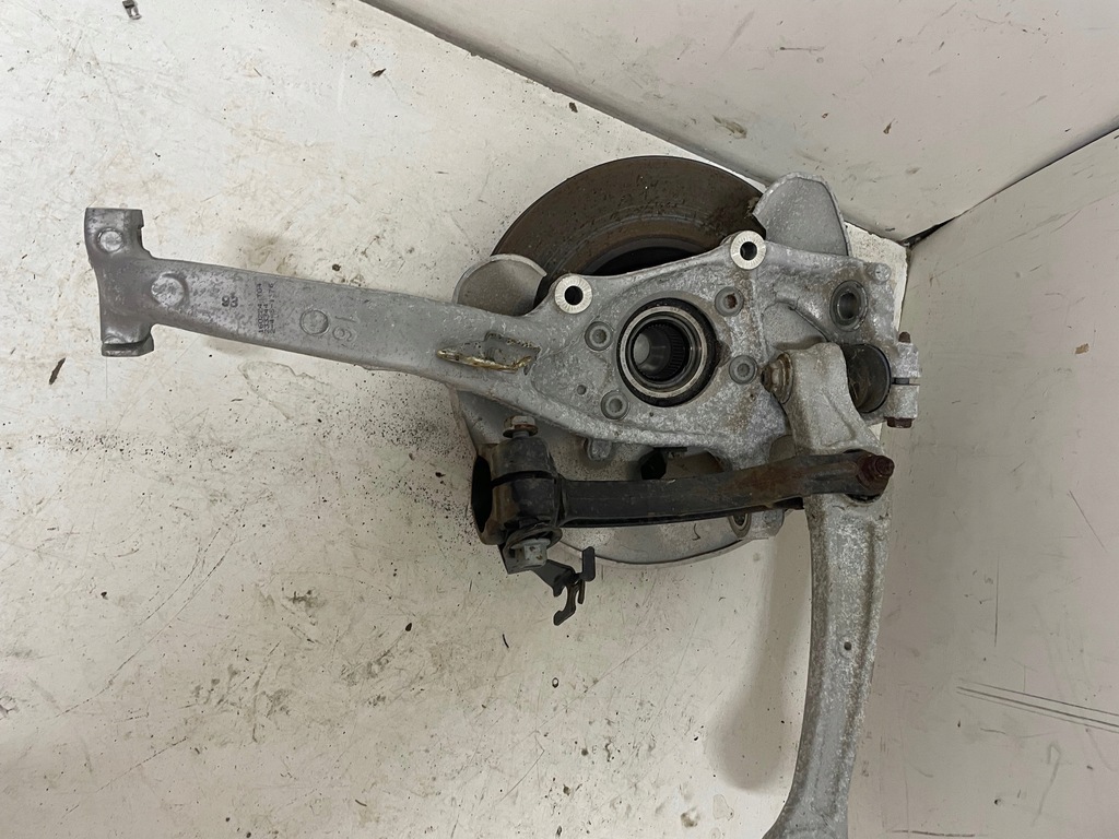 AUDI A6 A7 SUSPENSION FATA STÂNGA DREAPTA Articulatie 4G0407242D 4G0407271D Product image