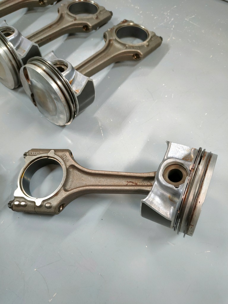 BIELLA PISTON GOLF VII GTI OCTAVIA III RS 2.0 TSI CHH 06LJ 06KAL 82.460 Product image
