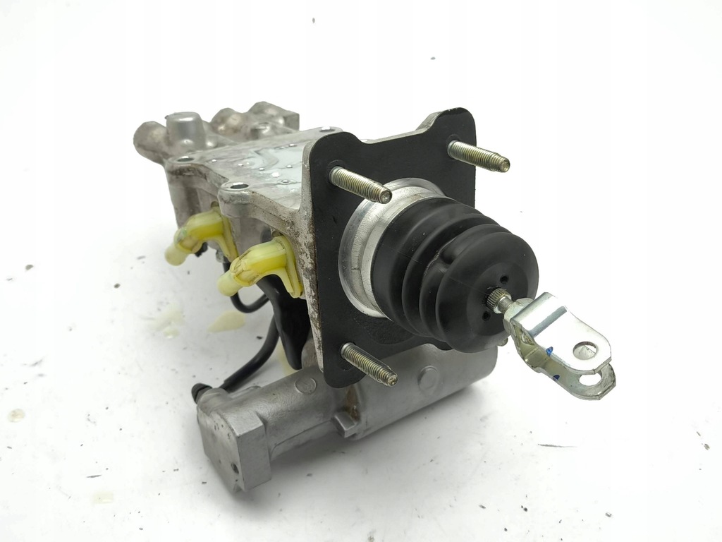 Toyota RAV 4 (XA50) 2020 Cilindrul principal de frână Product image