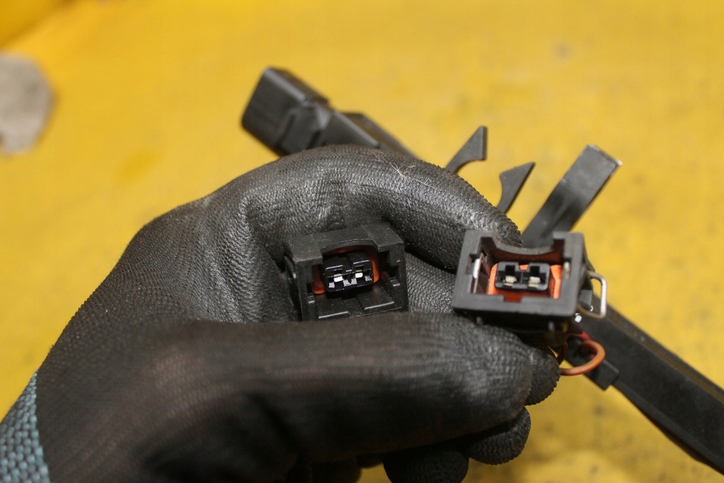 CABLA ELECTRICA INJECTOR T4 023971824 2.5 B Product image
