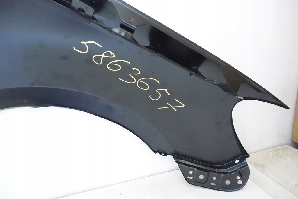 Front Fender VW Golf VI HB 2008-2013 5K6821021 5K621021A 5K6821021B Product image