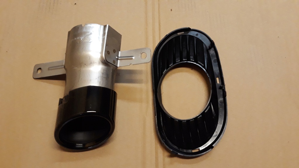 VÂF DE ESCAPARE STÂNGA MERCEDES-BENZ CLASA A W177 18 ani AMG a1774907900 Product image