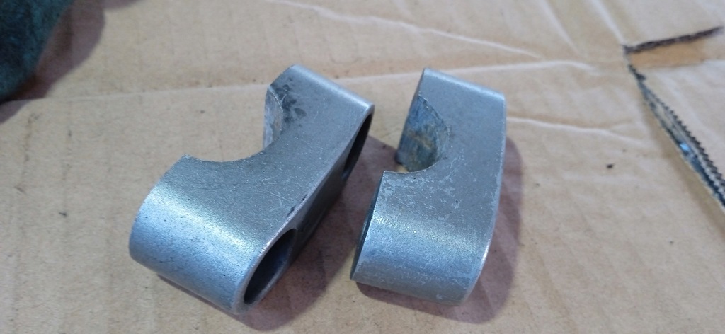 SUPORT DE RADIARE GHIDON YAMAHA XJ 600 900 TDM FJ FJR XV MONTAȚI Product image