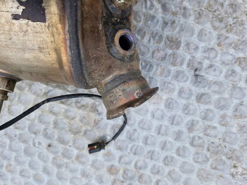 BMW g01 g02 g30 g31 filtru catalizator 8587752 8587755 Product image