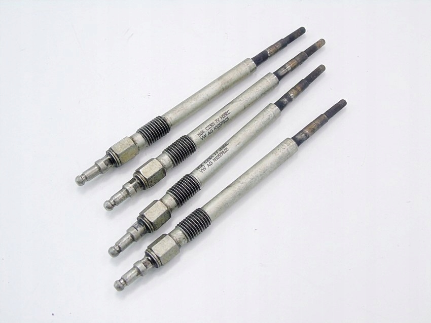 BUGIE INCLARA 2.0 TDI AUDI A4 B7 A6 C6 SUPERB PASSAT B6 NGK CZ301 7V Product image