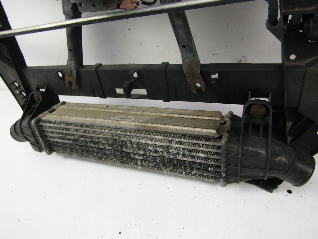 Ford Mondeo MK3 Cert din față Armare față 00-03 5D 2.0TDCI Product image