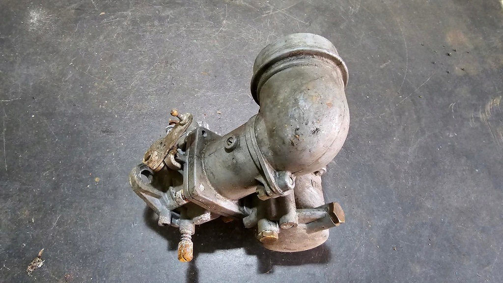 MAȘINĂ ISTORICĂ FSM MERMAID JIKOV CARBURATOR ORIGINAL PRL CHANCE ORIGINAL Product image