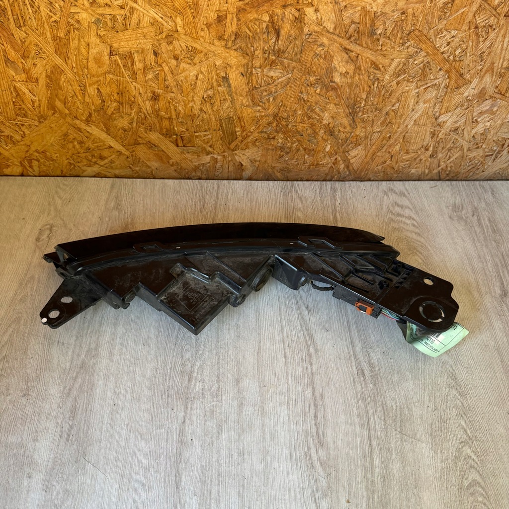LAMPĂ COMPLETĂ FAȚĂ DREAPTA DRL LED CITROEN C5 AIRCROSS 9818005080 Product image