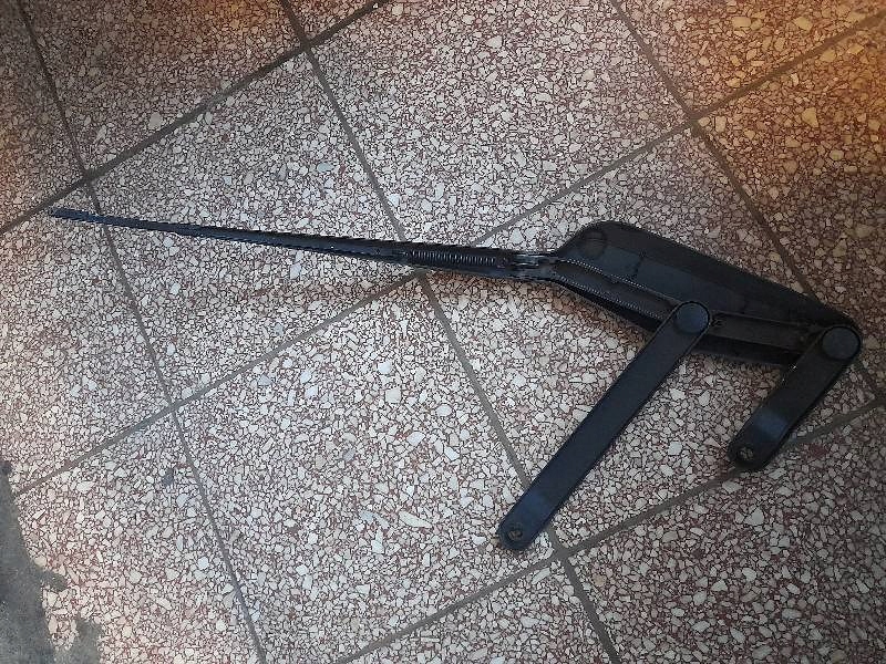 BRAT STERGATOR, FATA DREAPTA, NISSAN ALMERA TINO Product image