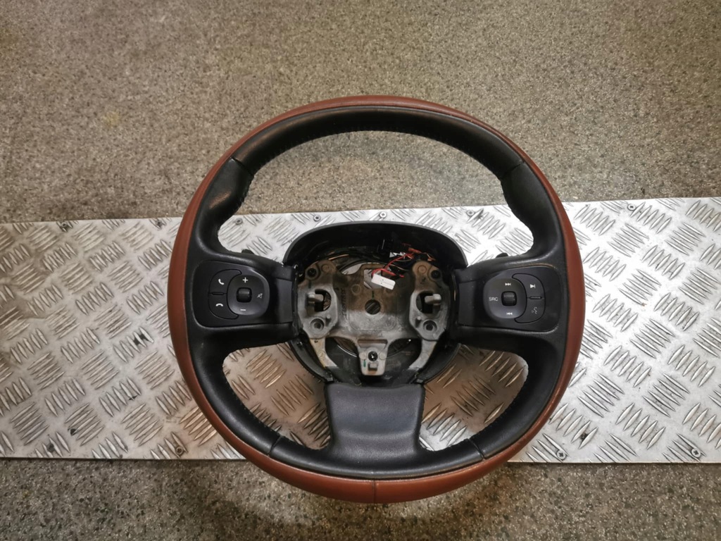 Volan Blade Piele Multifuncție FIAT 500L Product image