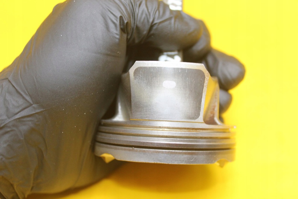 BIELLA PISTON PEUGEOT CITROEN OPEL 1.2 THP PURTECH HN01 0751RD 9807260380 Product image